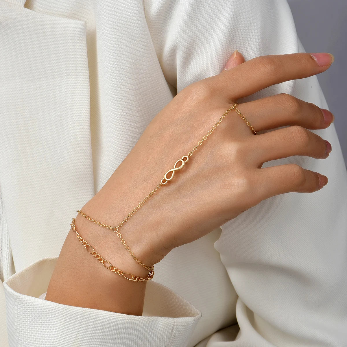Creative Butterfly Link Chain Bracelet Connected Finger Ring Bangle Bracelets for Women Linked Hand Harness Couple Jewelry Gifts