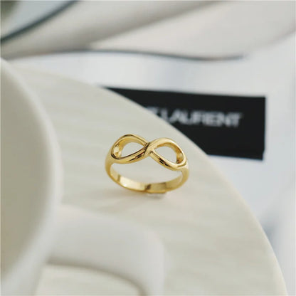 Korean Hollow Infinity Symbol Rings for Women Simple Fashion Stainless Steel 18K Gold Plated Finger Jewelry for Party Gifts